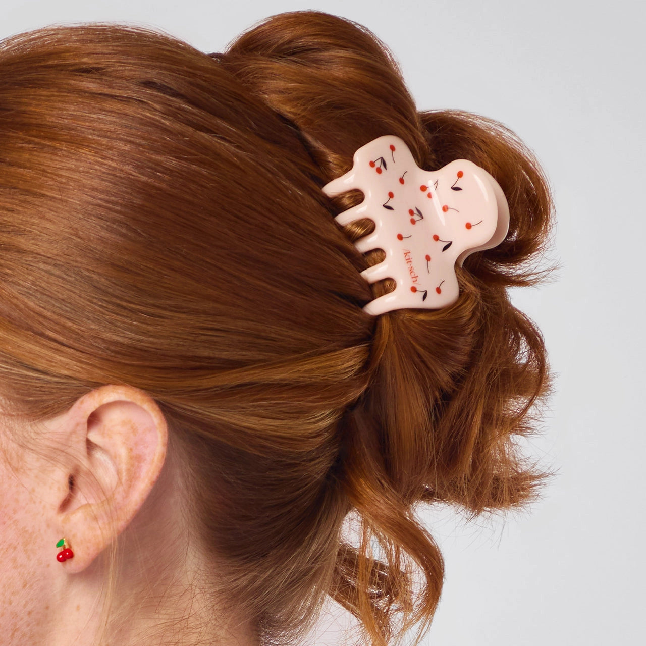 Kitsch Recycled Plastic Medium Cloud Clip - Cherry Print