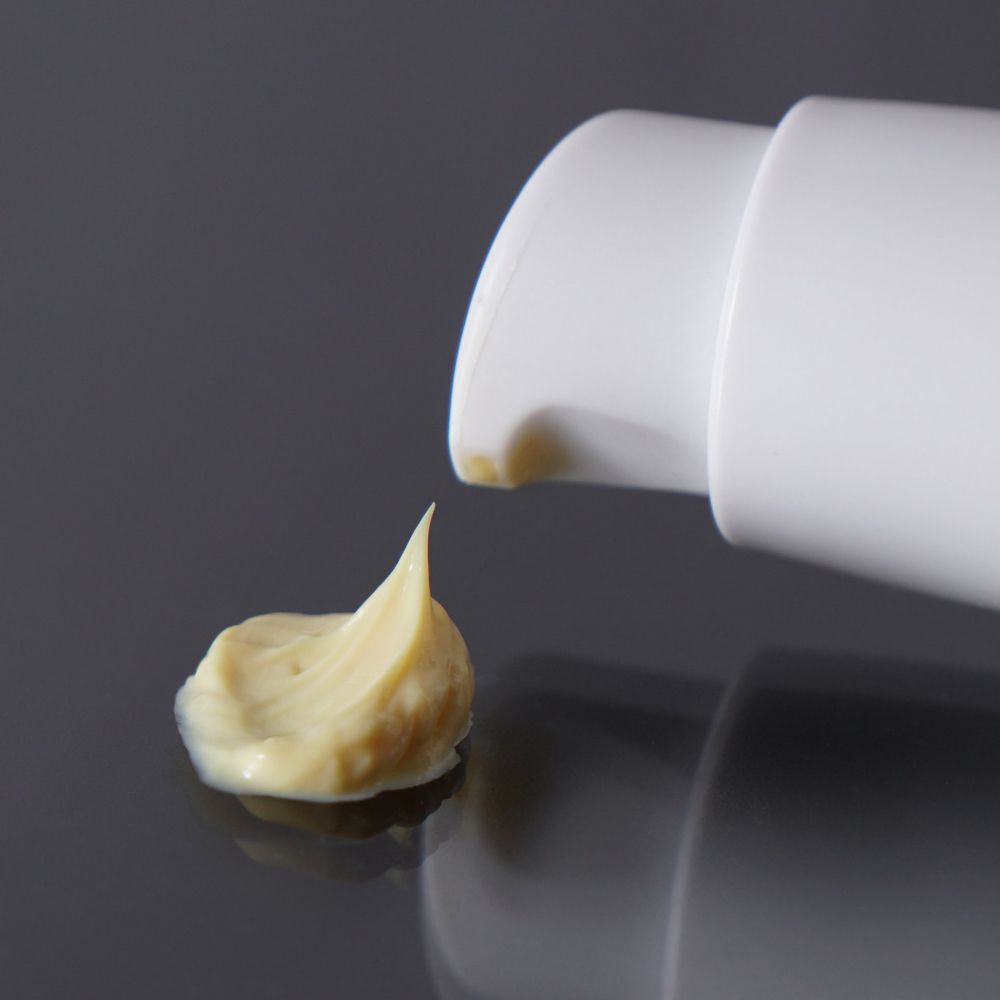 Priori Q+Sod Brightening Serum